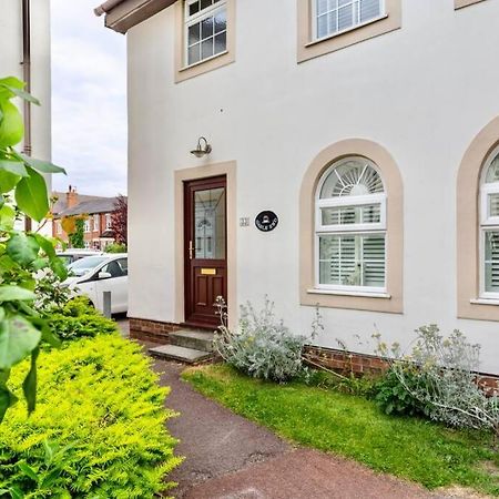 A Cheerful Three Bedroom House In Leafy Lythamリザム・セント・アンズ エクステリア 写真