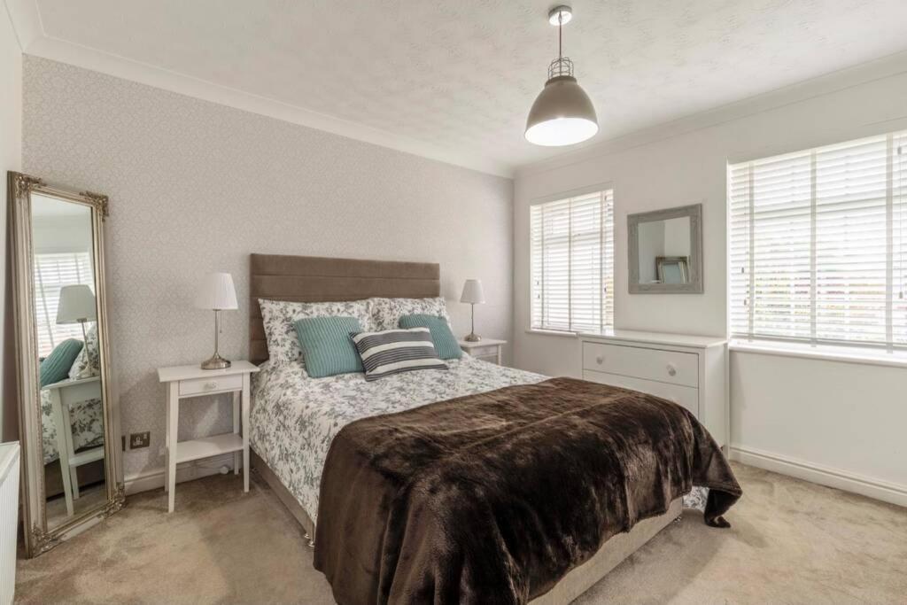 A Cheerful Three Bedroom House In Leafy Lythamリザム・セント・アンズ エクステリア 写真
